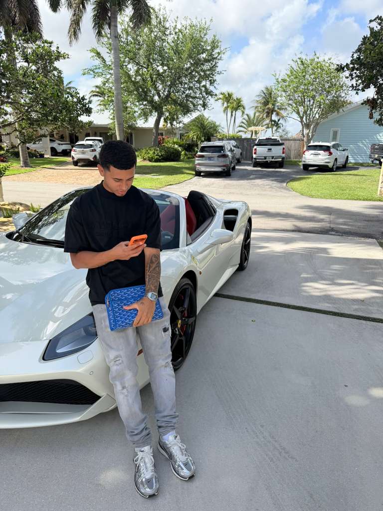 fx.vdriixn operando desde un Ferrari